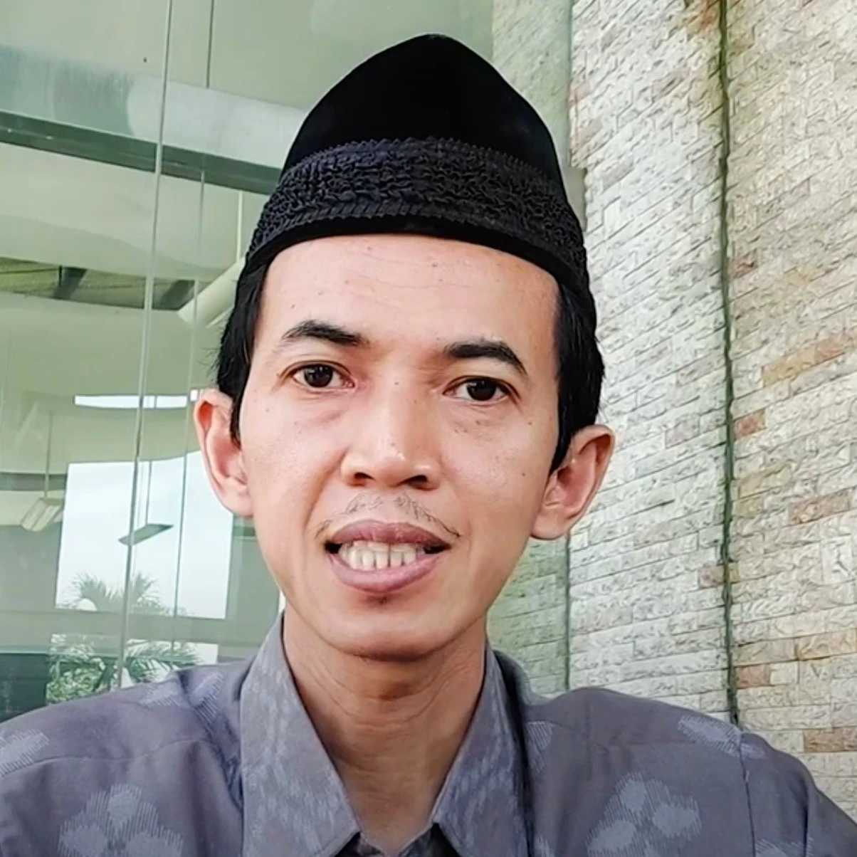Ustadz Makki, Lc., M.Ag.