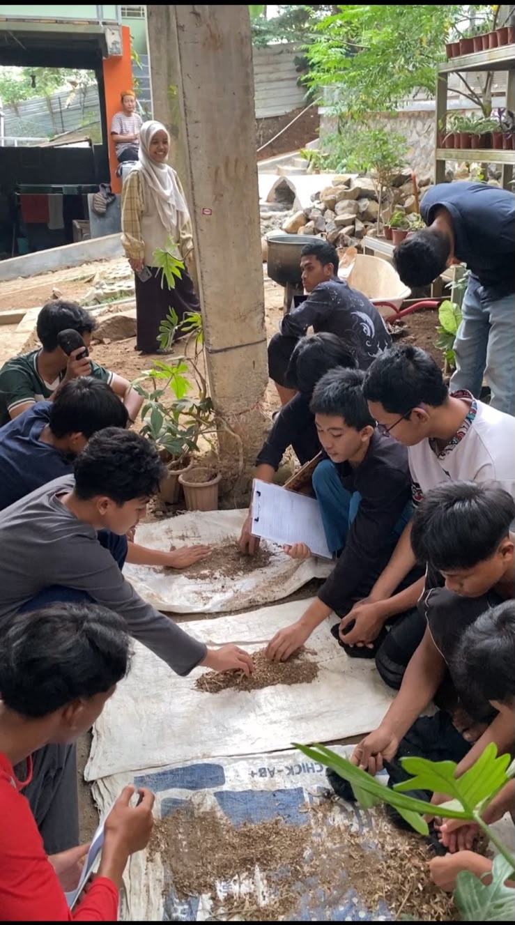 Pembuatan Pupuk JMS